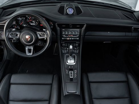 Used 2017 Porsche 911 Carrera GTS RWD image 4
