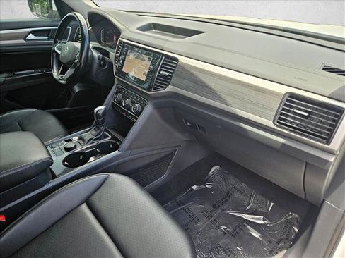 Used 2021 Volkswagen Atlas SEL AWD/4WD image 21