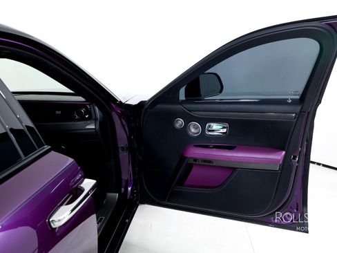 Certified 2022 Rolls-Royce Ghost Black Badge AWD/4WD image 33