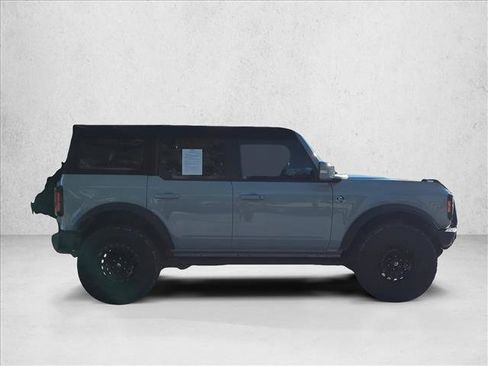 Used 2022 Ford Bronco Outer Banks w/ Sasquatch Package image 4