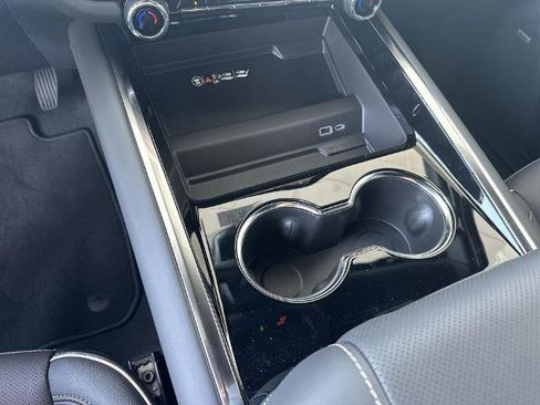 New 2025 Chevrolet Suburban Premier image 51