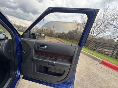 Used 2014 Ford Flex Limited image 22