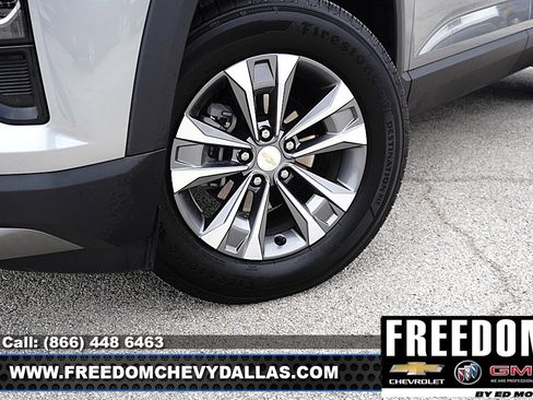 Used 2026 Chevrolet Equinox LT FWD image 43