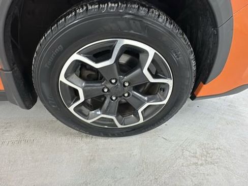 Used 2013 Subaru Crosstrek 2.0i Limited w/ Popular Pkg 1 image 7