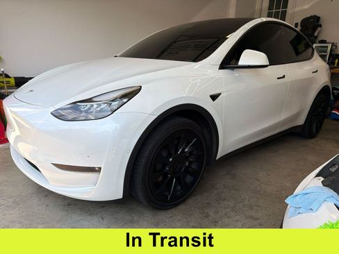 Used 2021 Tesla Model Y Long Range AWD/4WD image 1