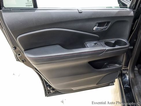 Used 2021 Honda Pilot Black Edition image 29