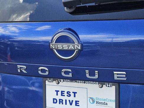 Used 2023 Nissan Rogue SV AWD/4WD image 40