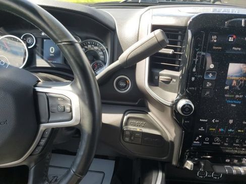 Used 2023 RAM 2500 Big Horn w/ Night Edition AWD/4WD image 19