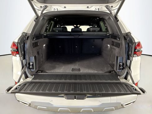 Used 2026 BMW X5 xDrive40i w/ Premium Package image 28