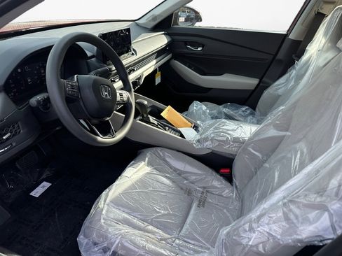 New 2025 Honda Accord SE image 9
