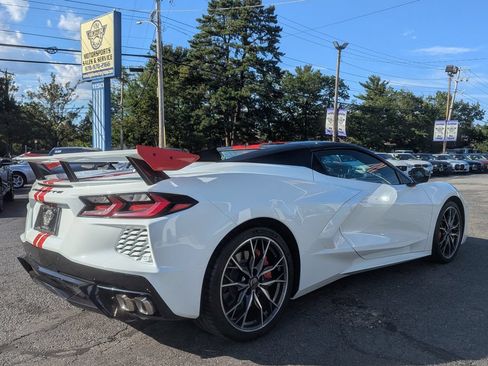 Used 2023 Chevrolet Corvette Stingray Premium Conv w/ Z51 Performance Package RWD image 7