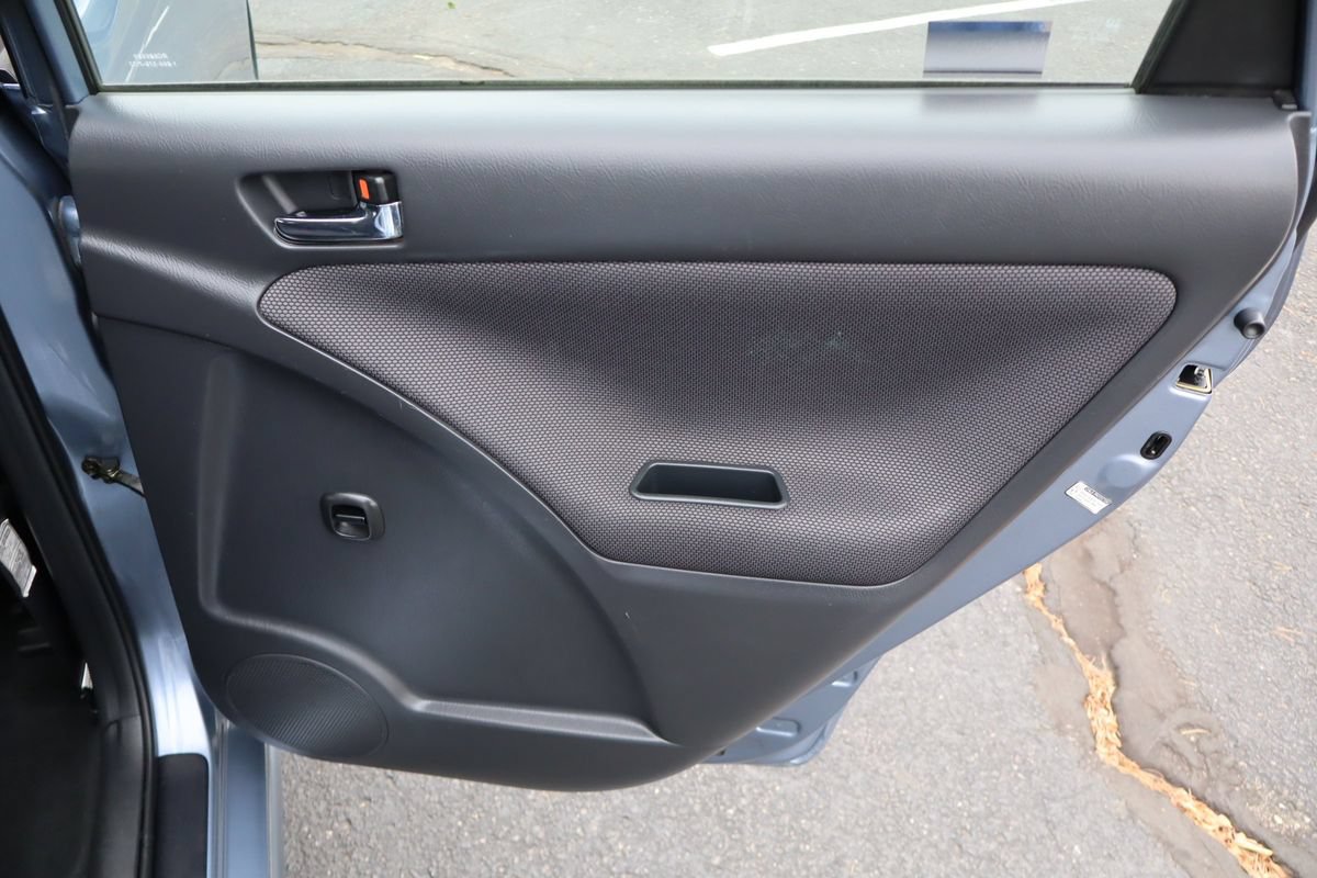 Used 2003 Toyota Matrix XR FWD image 23
