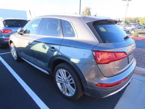 Used 2019 Audi Q5 2.0T Premium Plus w/ Premium Plus Package image 4