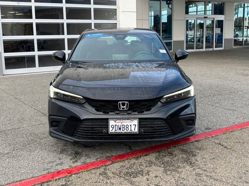 Used 2022 Honda Civic Sport image 2