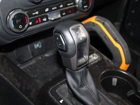 Used 2024 Ford Bronco Badlands image 36