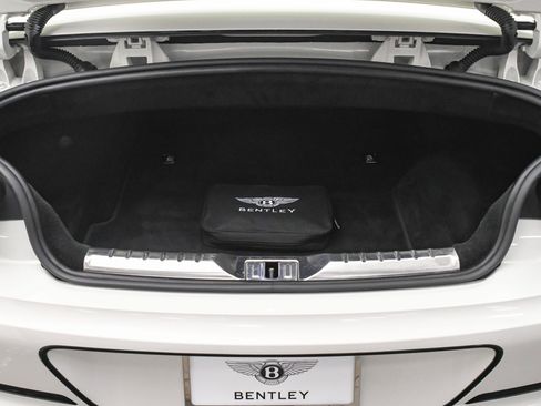 Used 2022 Bentley Continental GT Speed image 11