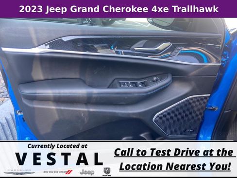 New 2023 Jeep Grand Cherokee Trailhawk w/ Luxury Tech Group III image 41