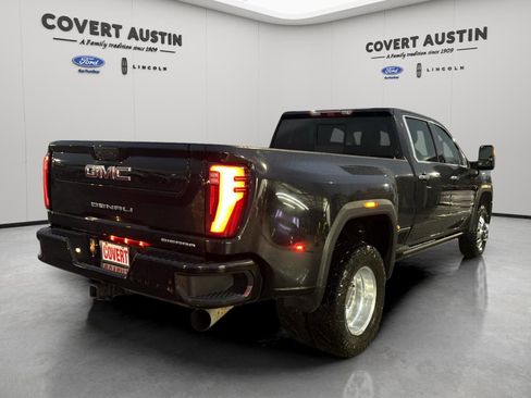 Used 2024 GMC Sierra 3500 Denali w/ Denali Reserve Package image 5
