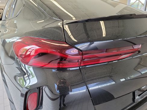 Used 2021 BMW X6 M w/ Competition Package AWD/4WD image 11