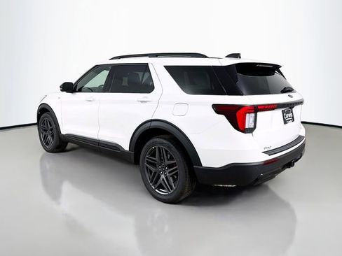 New 2026 Ford Explorer ST-Line w/ ST-Line Street Pack image 5