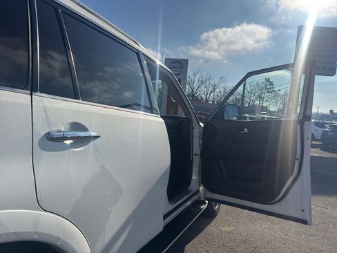 Used 2023 INFINITI QX80 Premium Select w/ Cargo Package image 20