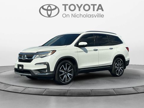 Used 2019 Honda Pilot Touring image 1