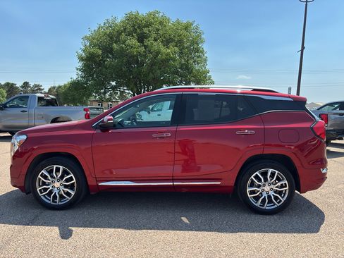 Certified 2023 GMC Terrain Denali w/ Denali Premium Package AWD/4WD image 5
