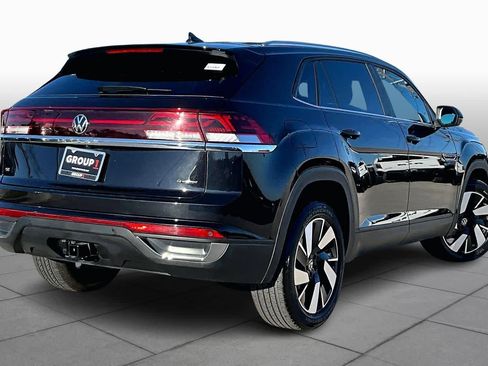 Used 2025 Volkswagen Atlas Cross Sport SE image 13