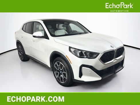 Used 2026 BMW X2 xDrive28i AWD/4WD image 1