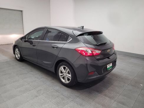 Used 2017 Chevrolet Cruze LT w/ Sun And Sound Package FWD image 5
