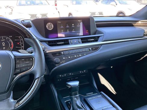 Used 2020 Lexus ES 350 w/ Premium Package image 5