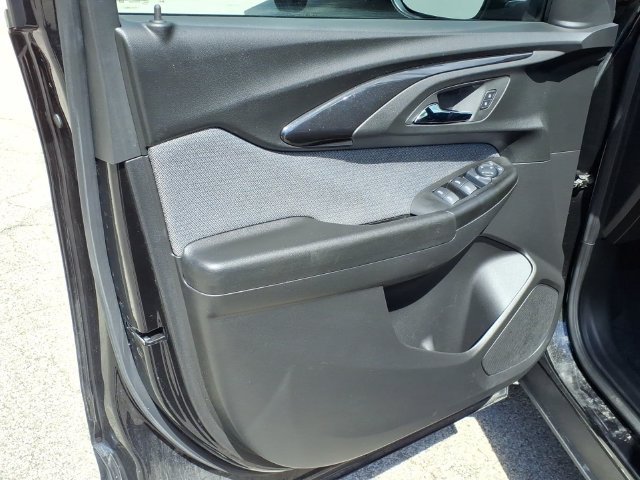 Used 2023 Chevrolet TrailBlazer LS FWD image 18