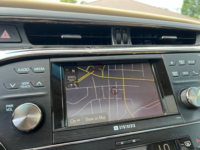 Used 2013 Toyota Avalon Limited FWD image 38
