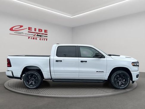 New 2026 RAM 1500 Express AWD/4WD image 9