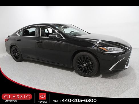 Used 2024 Lexus ES 300h Ultra Luxury image 1