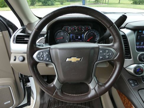 Used 2017 Chevrolet Tahoe Premier AWD/4WD image 11