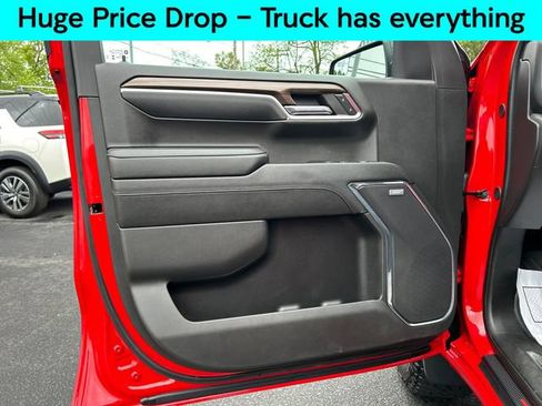 Used 2024 Chevrolet Silverado 1500 LT Trail Boss w/ Convenience Package II AWD/4WD image 9