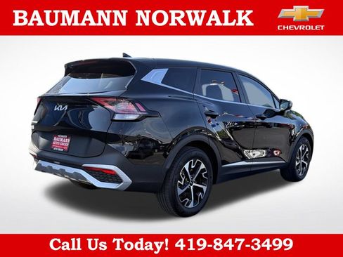 Used 2025 Kia Sportage EX FWD image 7