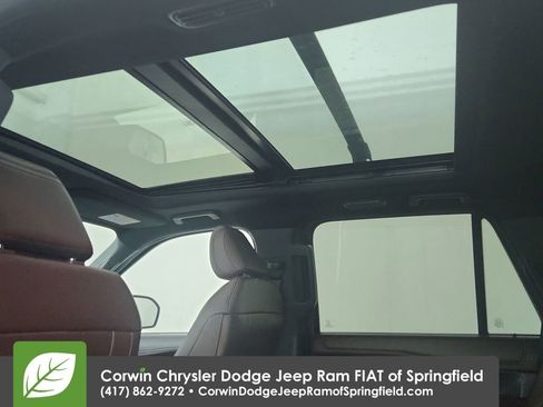 Used 2024 Ford Expedition Limited image 29