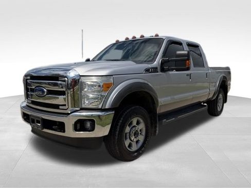 Used 2014 Ford F250 Lariat w/ FX4 Off-Road Package AWD/4WD image 3