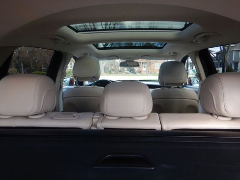 Used 2017 Mercedes-Benz GLC 300 4MATIC w/ Premium 2 Package image 28