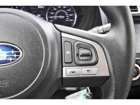 Used 2017 Subaru Forester 2.5i Premium AWD/4WD image 16