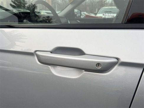 Certified 2023 Jeep Grand Cherokee Limited image 12