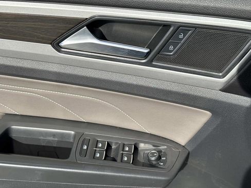 Used 2023 Volkswagen Atlas SE FWD image 23