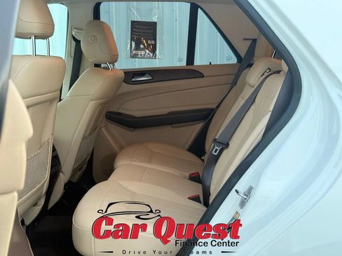 Used 2019 Mercedes-Benz GLE 400 4MATIC image 12