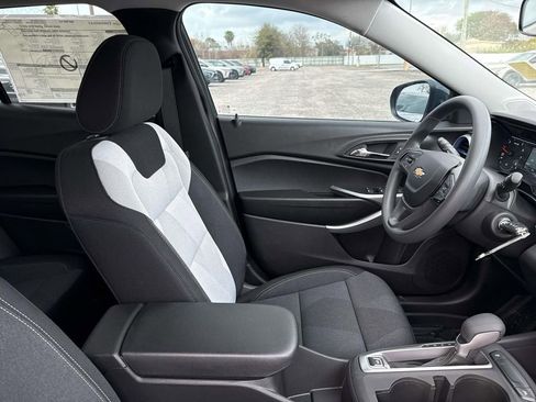 New 2026 Chevrolet Trax LS w/ LS Convenience Package image 10