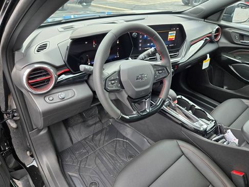 New 2026 Chevrolet Trax RS w/ Sunroof Package image 19