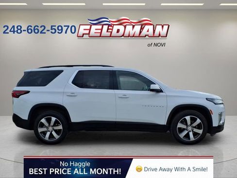 Used 2023 Chevrolet Traverse LT w/ LT Premium Package image 7