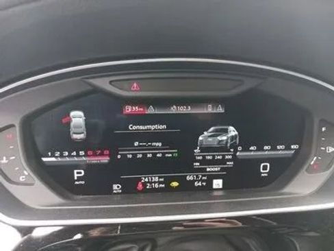 Used 2020 Audi S8 L w/ S8 Executive Package AWD/4WD image 3