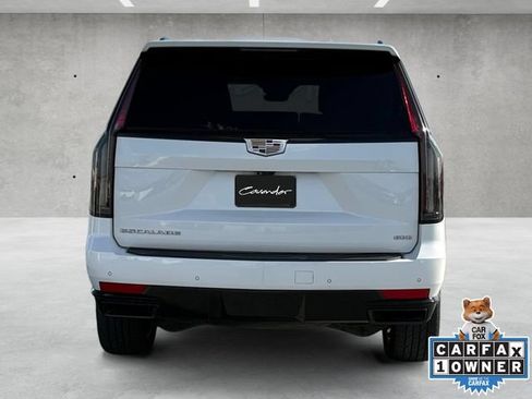 Used 2022 Cadillac Escalade Sport w/ Touring Package RWD image 15